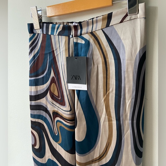 🦋 2/$20 Zara psychedelic sheer pants NWT - Picture 2 of 7